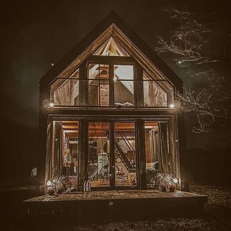 Między Olchami domek nad jeziorem. Noclegi całoroczne. Cisza, spokój. Barczewo Exterior foto